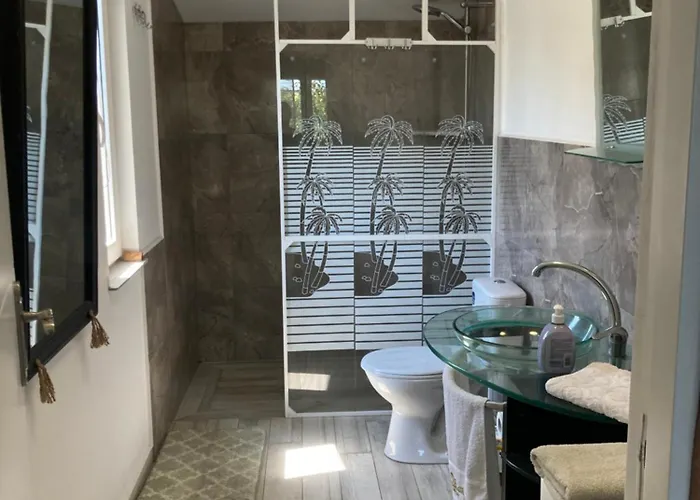 Gogo's House Homestay